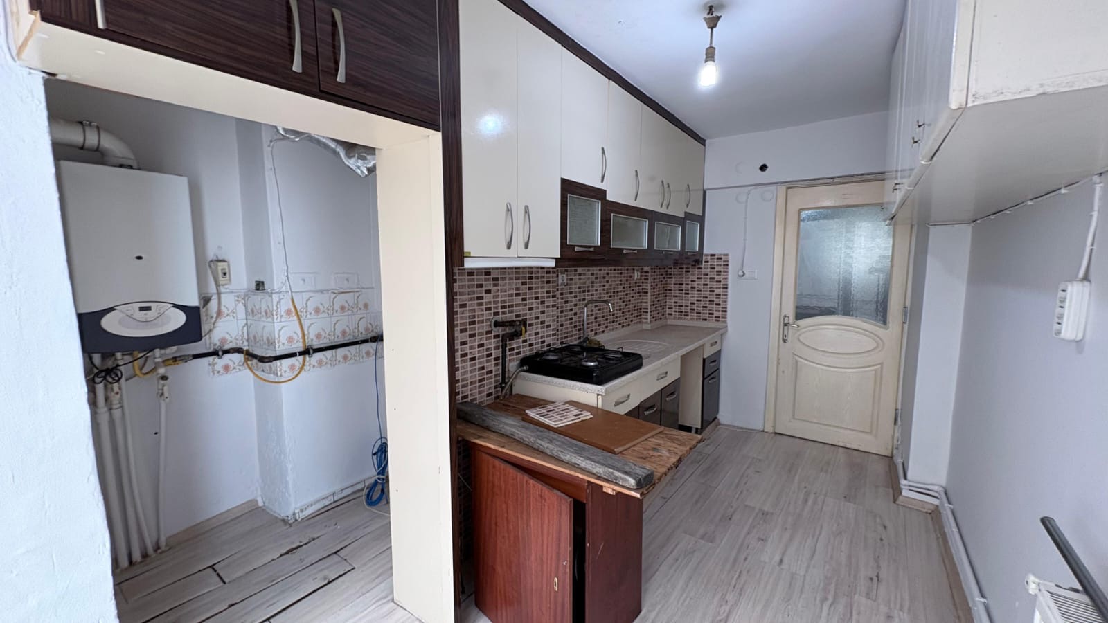 DENİZLİ ÇINARA YAKIN KONUMDA ATALAR MAHALLESİ APART FİYATINA FIRSAT 2+1 DAİRE