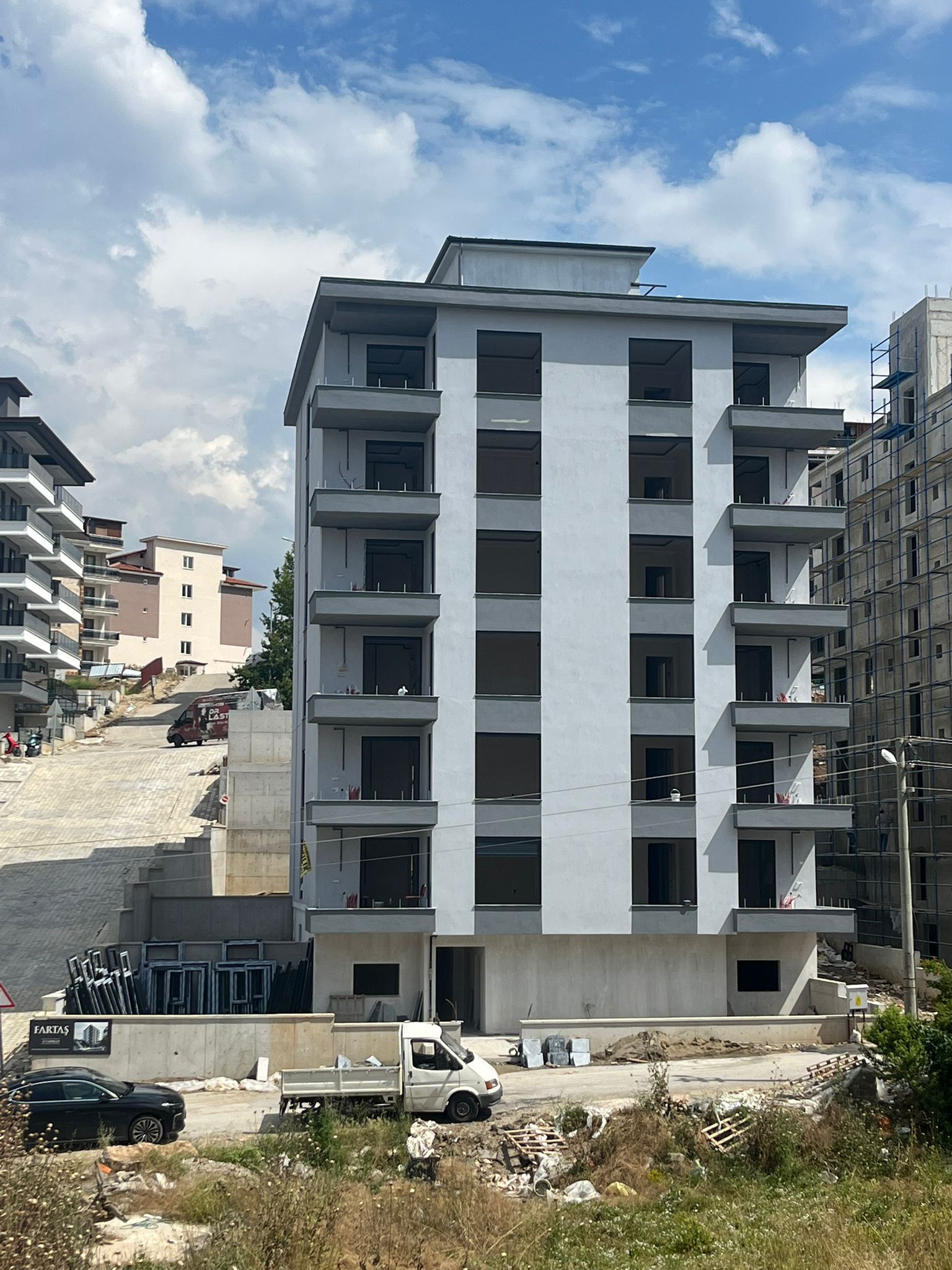 NAİL BEY APARTMANI
